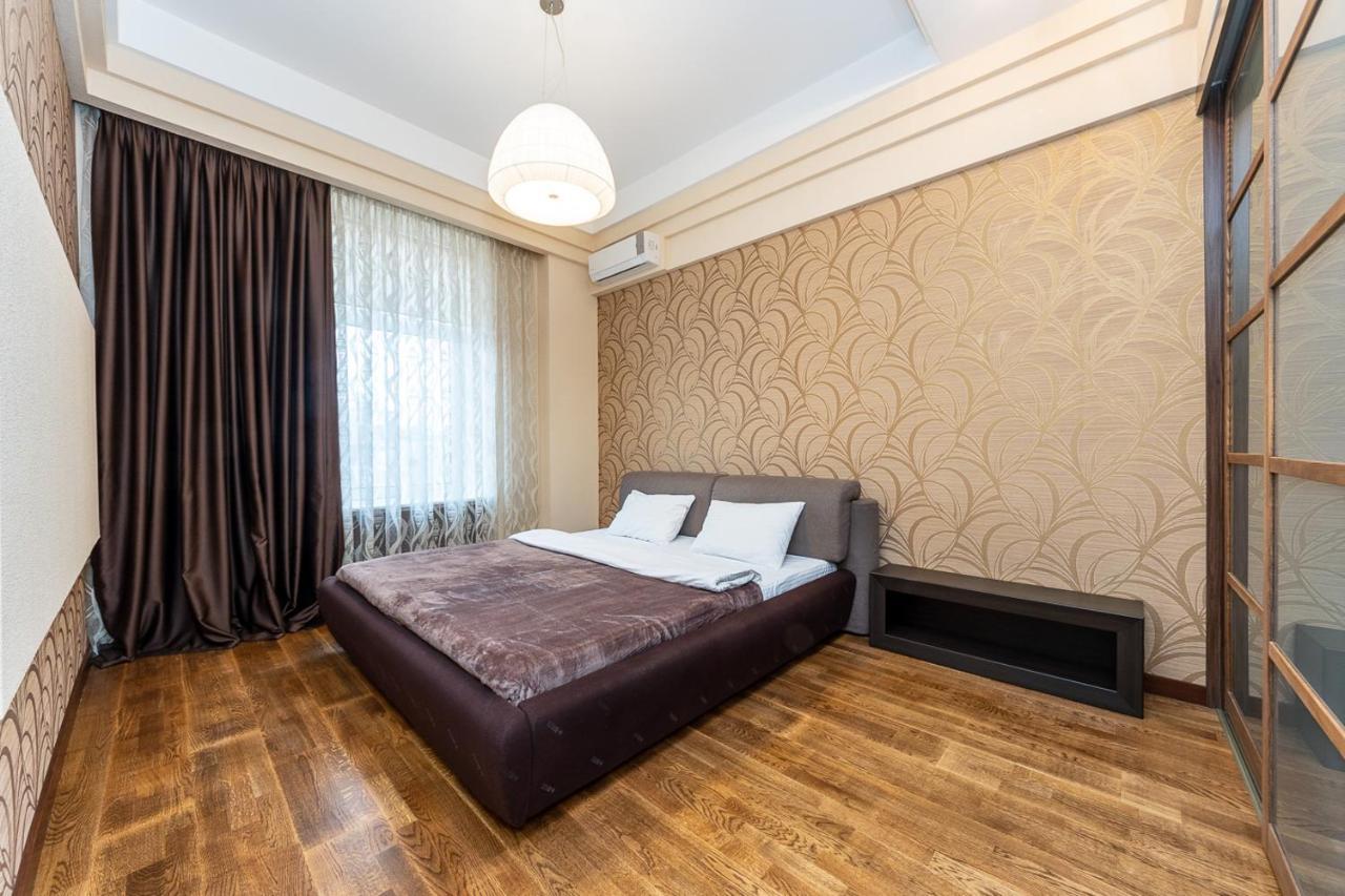 Apartments On Besarabka Kiev Ngoại thất bức ảnh