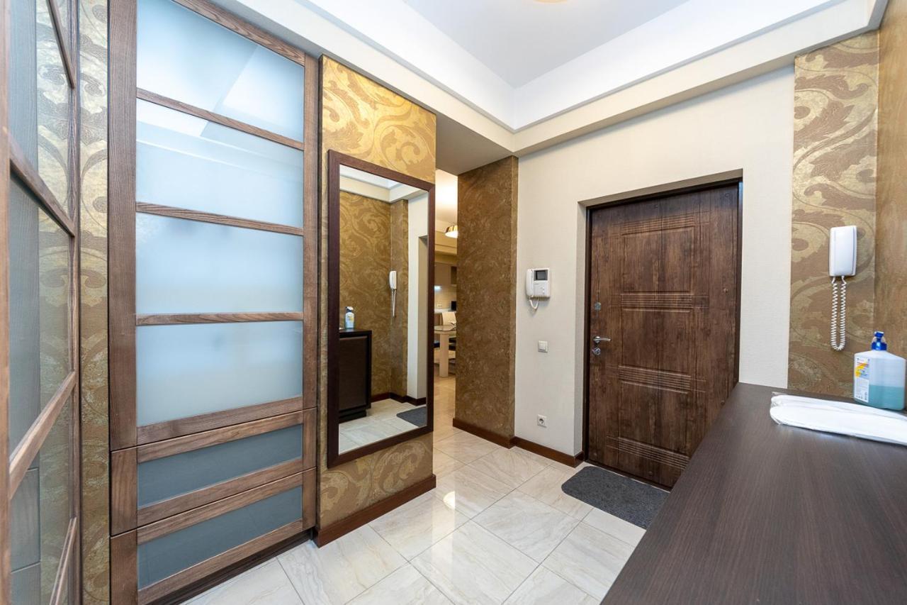 Apartments On Besarabka Kiev Ngoại thất bức ảnh