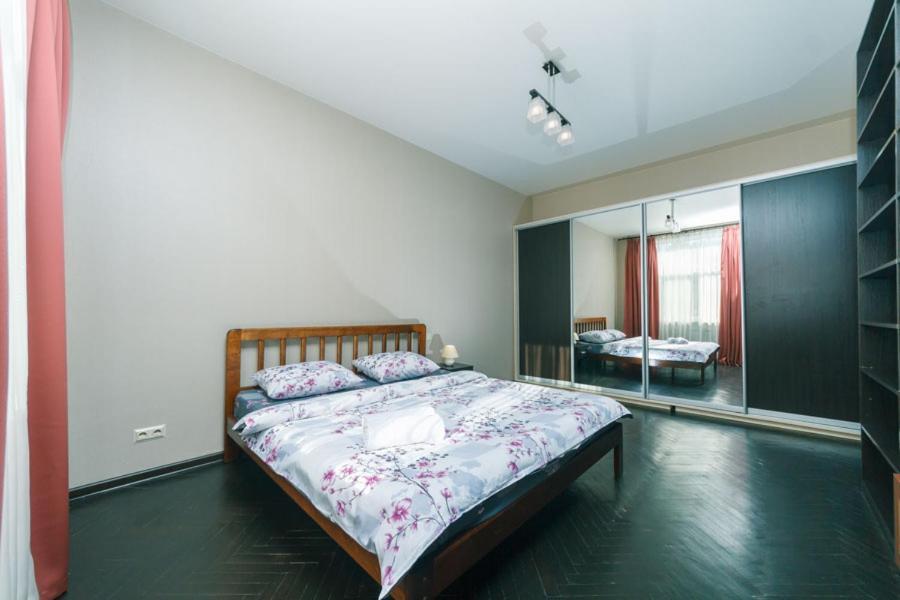 Apartments On Besarabka Kiev Ngoại thất bức ảnh