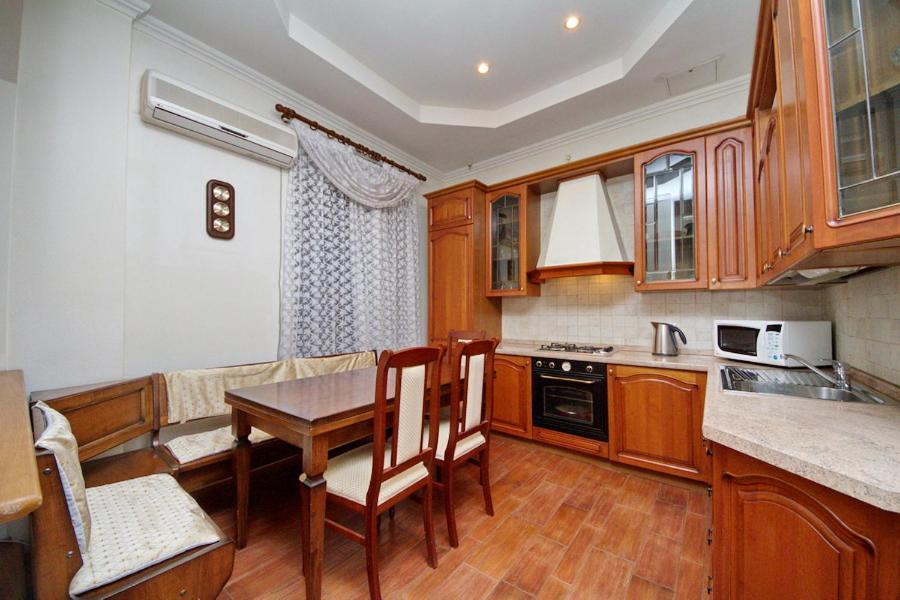 Apartments On Besarabka Kiev Ngoại thất bức ảnh
